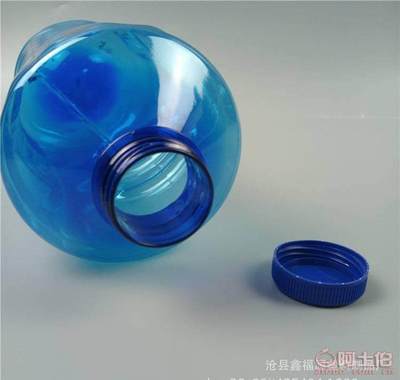 鑫福源Pet玻璃水瓶 1.7L透明玻璃水瓶的实用性与创新设计